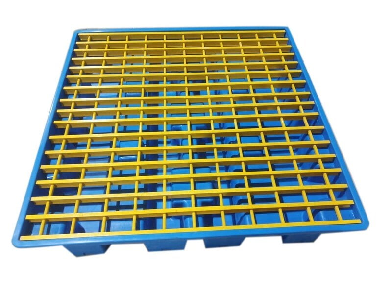 1300*1300*200 Roto Moulded Spillage Pallet